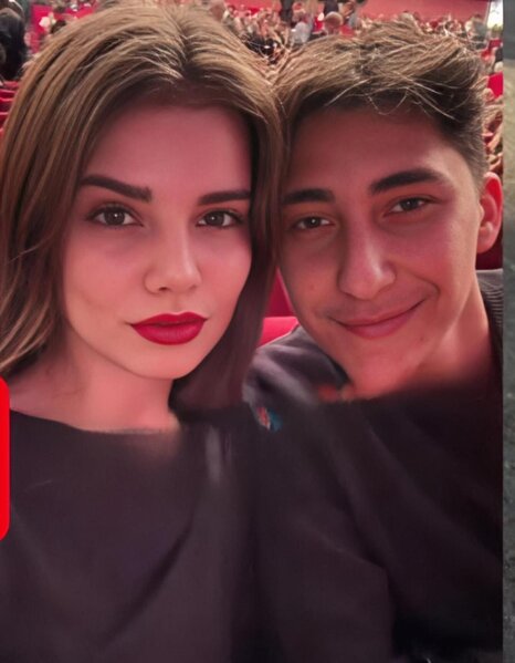 Məşhur aktrisa bu futbolçu ilə eşq yaşayır - FOTO