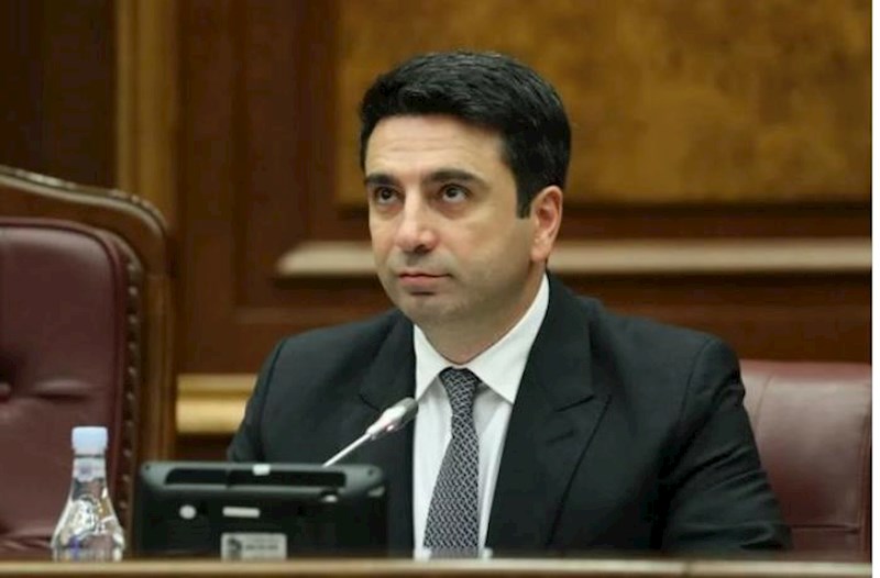 Alen Simonyan: 