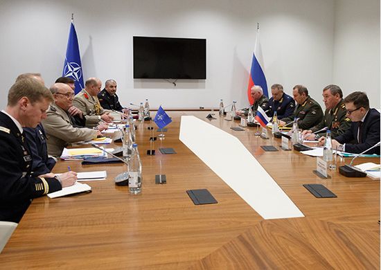 Rusiya və NATO hərbi elitası Bakıda nələri müzakirə etdi? - FOTO