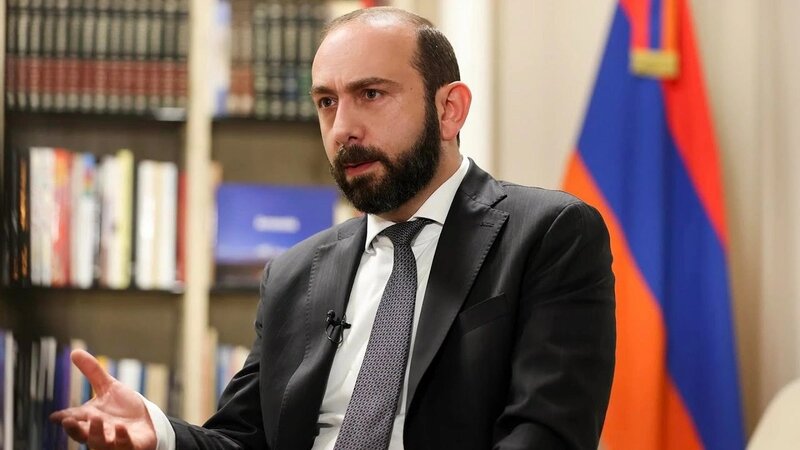 Mirzoyan azərbaycanlılara çağırış etdi