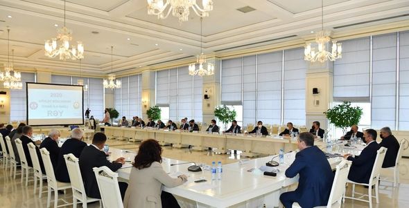 Dövlət büdcəsinin icrası komitə iclasında müzakirə edilib – FOTO