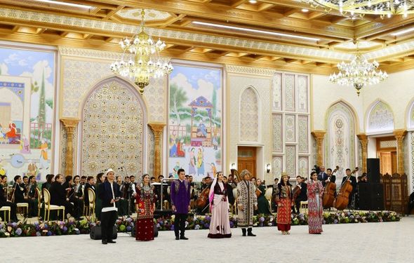 Mehriban Əliyeva Səmərqənddə təşkil olunan naharda iştirak edib - FOTO