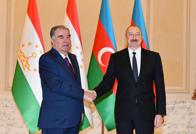 Azərbaycan və Tacikistan prezidentlərinin görüşü oldu - FOTOLAR
