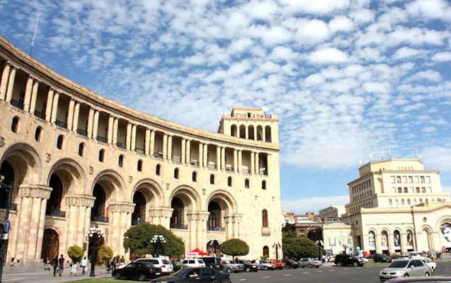 Berendsen Azərbaycandan Ermənistana gedəcək