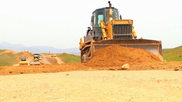 Hadrut-Cəbrayıl-Şükürbəyli avtomobil yolunun tikintisi layihəsi icra olunur - FOTO
