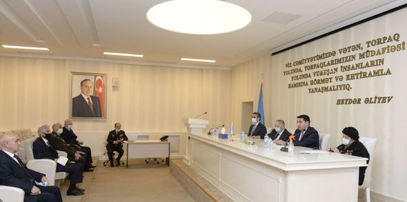 Hikmət Hacıyev Respublika Veteranlar Təşkilatının Rəyasət Heyətinin iclasında iştirak edib - FOTO
