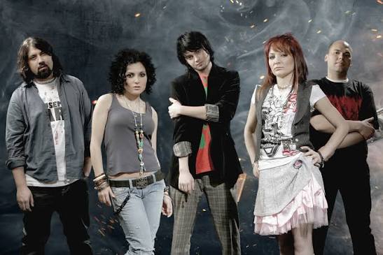 17 ildən sonra səssizliyi pozdular – 'UNFORMAL' səhnəyə qayıdır