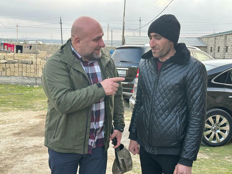 Bir fotosu ilə məşhurlaşan Sərvərə ev müjdəsi - FOTO