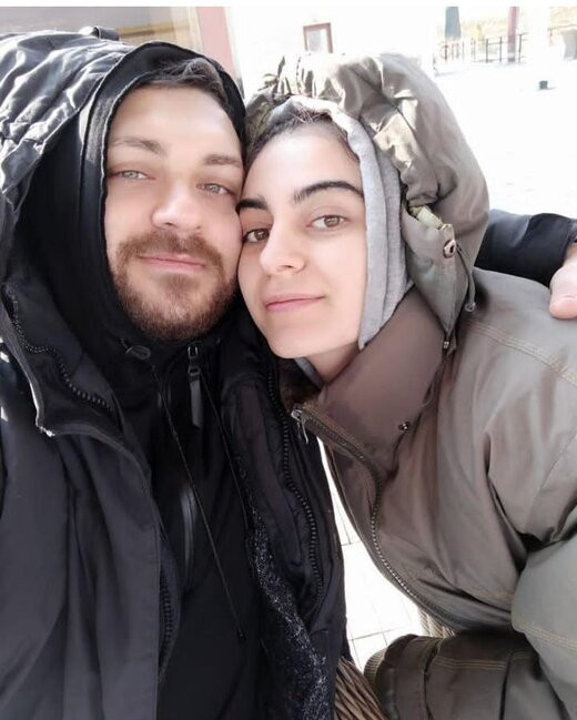 Həyat yoldaşından ayrılan aktyorun sevgilisi ilə YENİ FOTOSU
