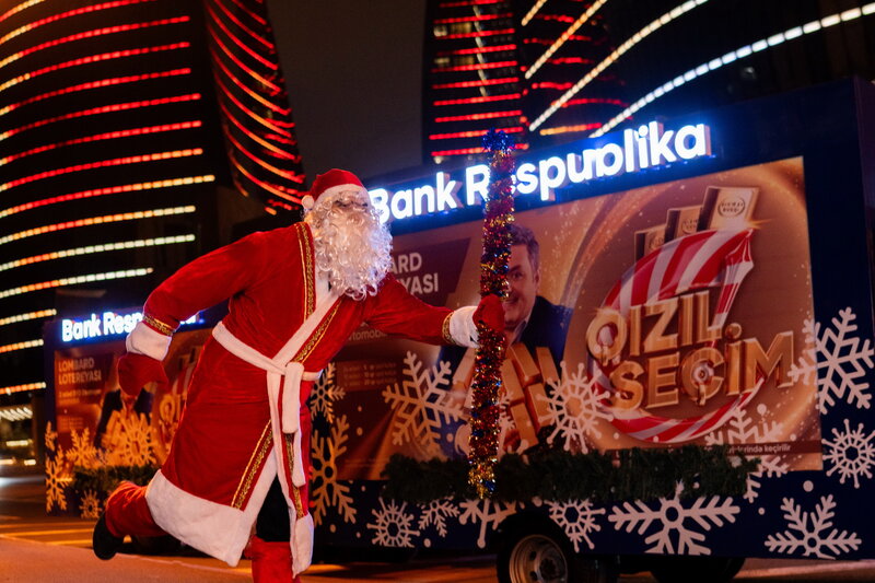 Şaxta Baba da Bank Respublika-dan hədiyyə qazanmağa tələsir - FOTOLAR