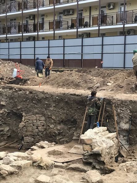 Vaxtilə türklərin yaşadığı Anapada antik şəhərin qalıqları tapıldı - FOTO