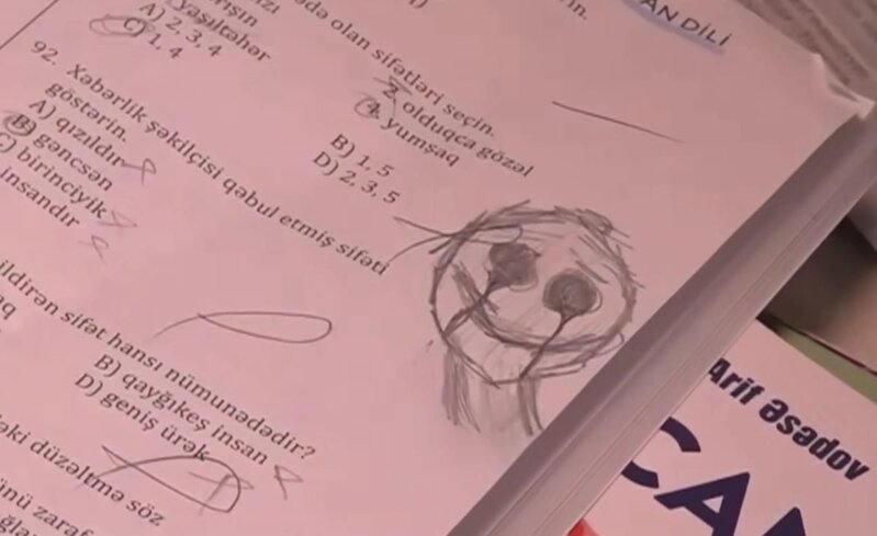 Bakıda 13 yaşlı qızın müəmmalı ölümü: Məktəblinin telefonunda gördükləri ailəni şoka saldı