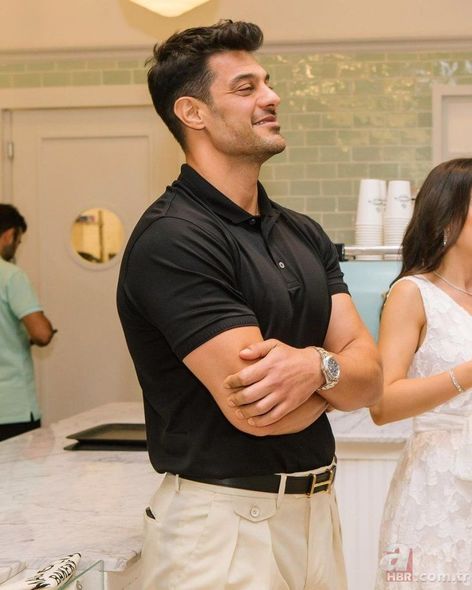 Hadisə və həyat yoldaşı üzüklərini çıxardılar - FOTO
