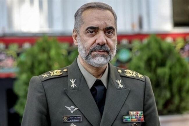 İranın müdafiə naziri Rusiyaya səfərə gedib