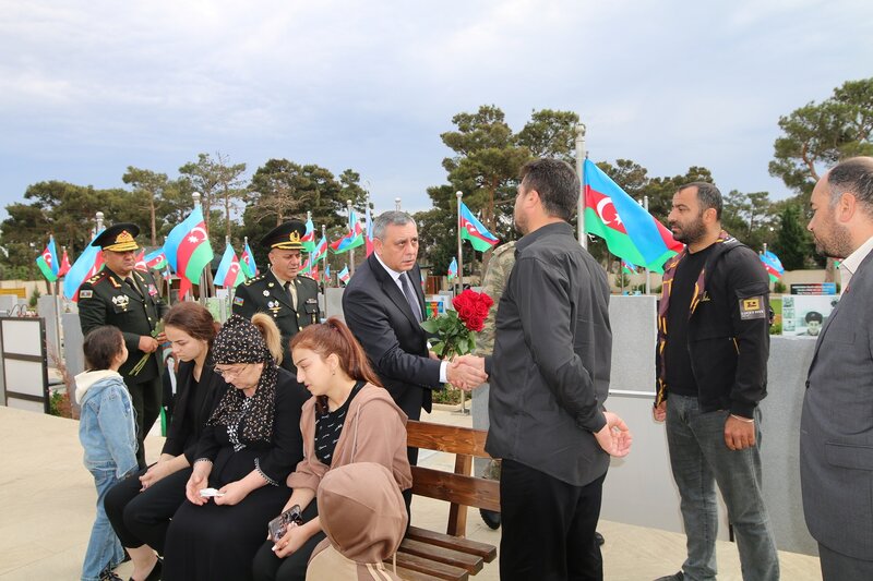 Dövlət Xidmətinin rəhbərliyi anım mərasimlərində iştirak etdi - FOTOLAR