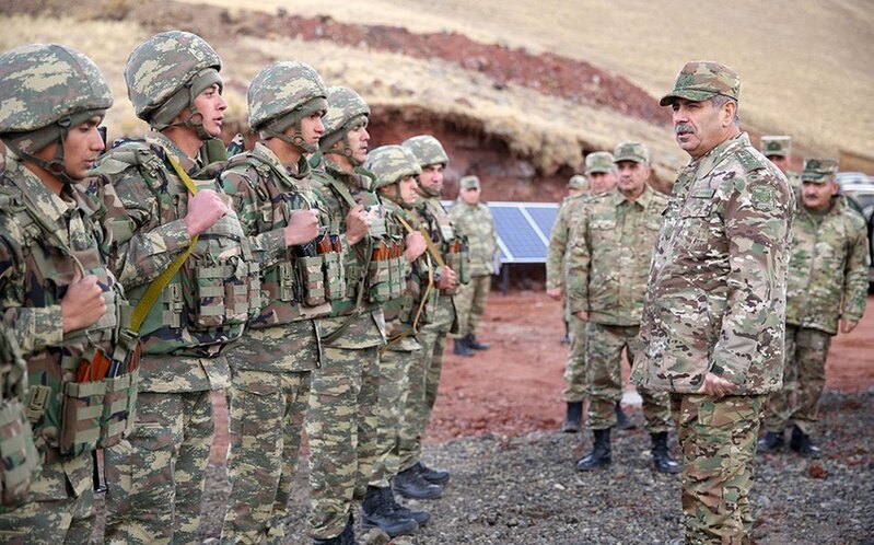Zakir Həsənov Kəlbəcər və Laçında döyüş mövqelərinə baxış keçirdi - FOTOLAR