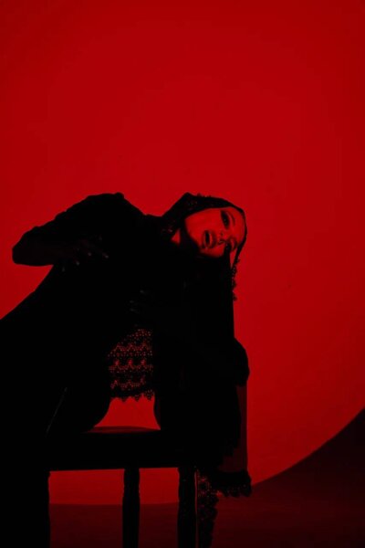 Dilarədən sürpriz tərz: 