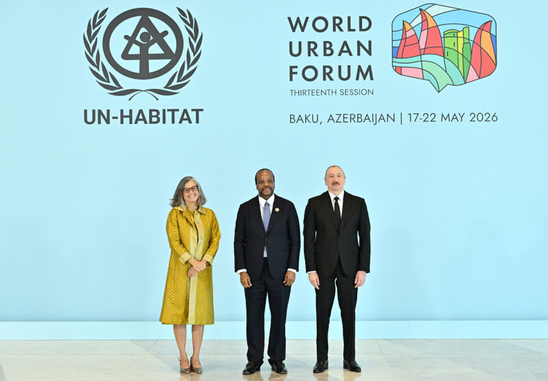 Prezident WUF13-də çıxış edir - Canlı - Fotolar