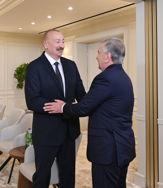 İlham Əliyev Özbəkistan Prezidenti ilə görüşüb - Yenilənib