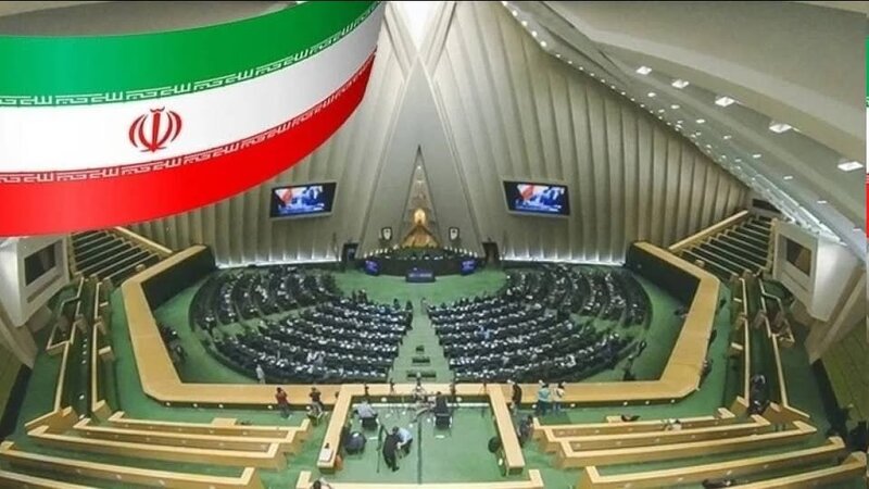 Tehranın Hörmüz planı: İllik 15 milyard dollar gəlir və