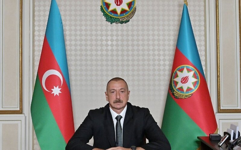 İlham Əliyev Azərbaycan xalqına müraciət edir