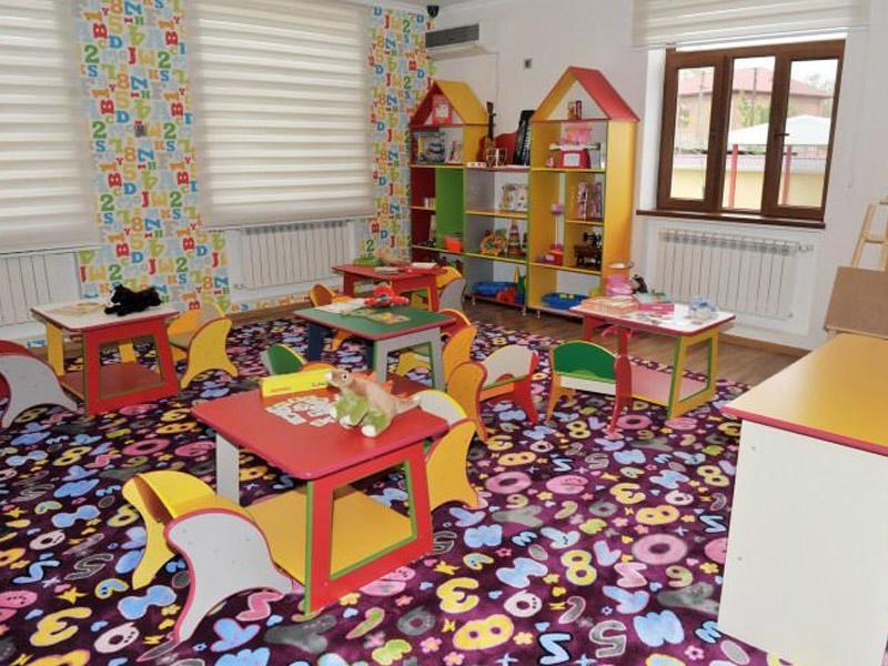 Sumqayıtda uşaq bağçasında bədbəxt hadisə - dayə öldü - FOTO