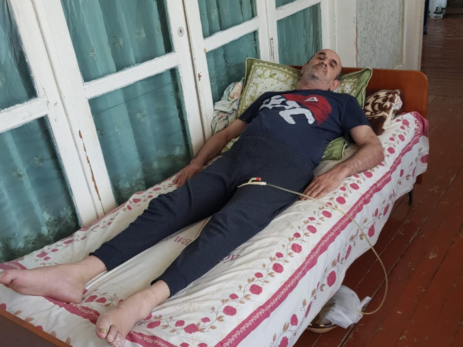 Gəncə sakinindən İDDİA: "Atama əlillik dərəcəsi düzgün verilməyib" - FOTO