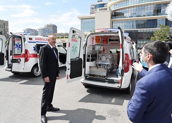İlham Əliyevin tapşırığı ilə ölkəmizə yeni təcili tibbi yardım avtomobilləri gətirilib - FOTO