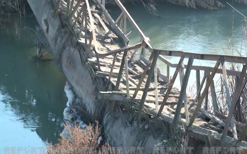 Kürdəmirdə körpü uçdu - FOTO