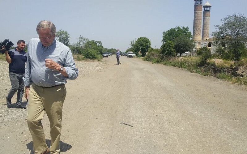 ABŞ-ın "Xəzər Siyasət Mərkəzi"nin nümayəndə heyəti Ağdam məscidini ziyarət edib - FOTO