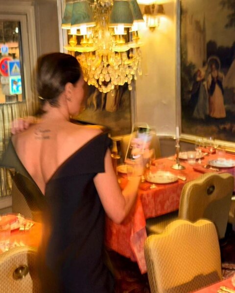 Günay ad gününü Parisdə keçirtdi - Fotolar