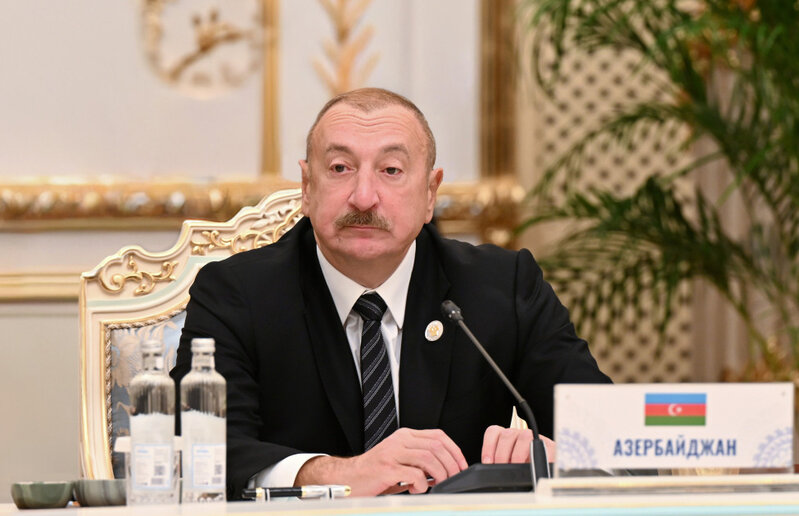 İlham Əliyev Düşənbədə MDB Dövlət Başçıları Şurasının məhdud tərkibdə iclasında çıxış edib