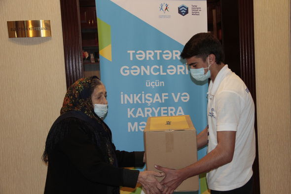 Könüllülər Vətən müharibəsində zərərçəkmişlərə dəstək oldu - FOTO
