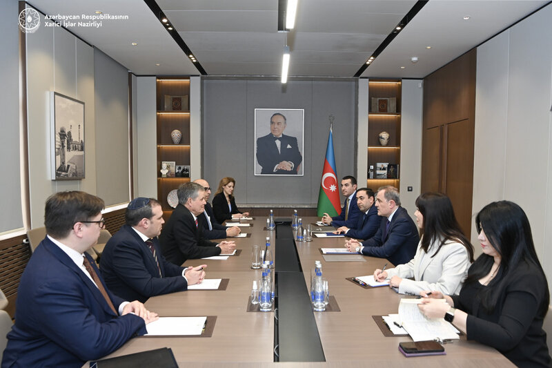 Ceyhun Bayramov ABŞ senatoru Stiv Deyns ilə görüşüb - FOTO