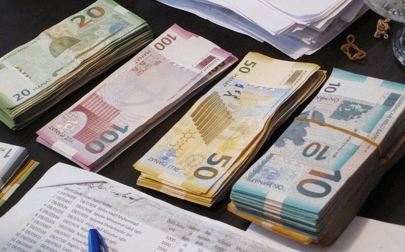 1000 manat gəlirə görə 50 manat ödəyən mikrosahibkar yanvardan 200 manat ödəyəcək