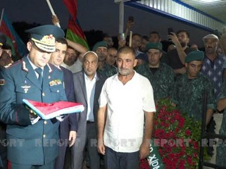Saatlıda şəhid hərbi qulluqçu dəfn edilib - FOTOLAR