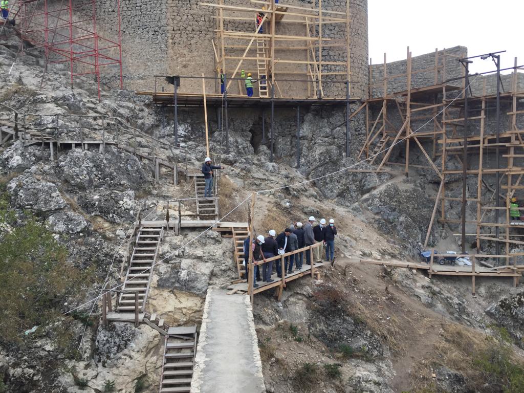 V-VI əsrlərə aid "Çıraqqala" abidəsində bərpa işləri davam etdirilir - FOTO