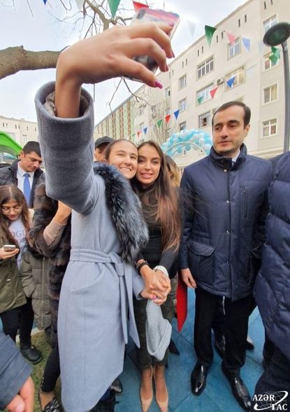 "Bizim həyət" layihəsi çərçivəsində Səbail rayonunda daha bir həyət abadlaşdırıldı - FOTO 