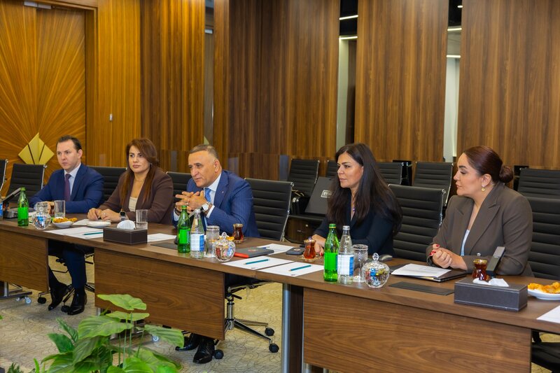 ABB rəhbər heyəti Veysəloğlu Şirkətlər Qrupunda qonaq olub
