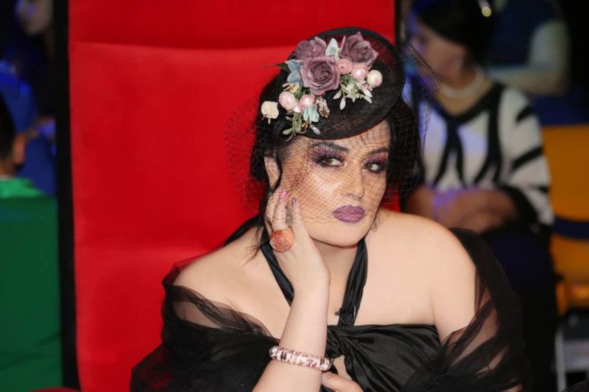 Elza Seyidcahanın ikinci nəvəsi dünyaya gəldi