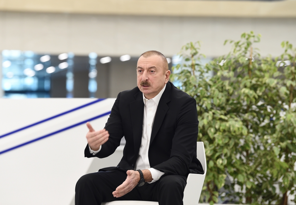 Prezident: "Biz mütləq həm xəstələrə sahib çıxacağıq, həm də iş adamlarına