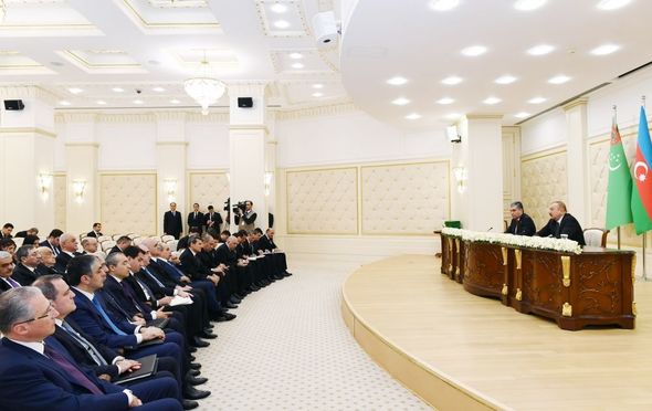 Azərbaycan və Türkmənistan prezidentləri mətbuata bəyanatlarla çıxış ediblər - YENİLƏNİB + FOTO