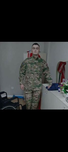 Vətən Müharibəsində ayağını itirən qazimiz: "Əsir düşmək əvəzinə özünü məhv etmək tapşırılmışdı bizə" - FOTO