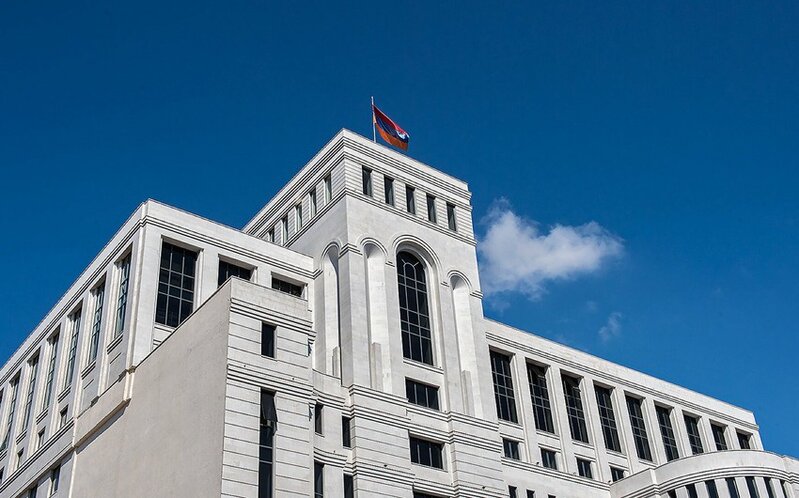 Rusiya səfiri Ermənistan XİN-ə ÇAĞIRILDI