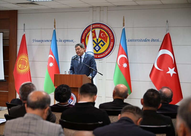 Qırğız-Türk Manas Universitetində Zəfər Gününün 5-ci ildönümünə həsr olunmuş tədbir keçirilib - FOTOLAR