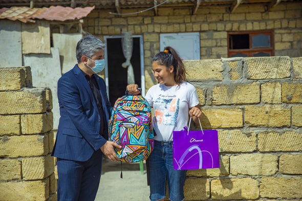 "Azercell"dən Bilik Günü təbriki - FOTO