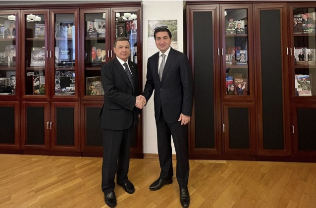 Hikmət Hacıyev Türkmənistanın ölkəmizdəki səfiri ilə görüşdü