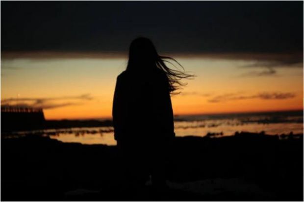 Romaya gəzməyə gedən azərbaycanlı qız İTKİN DÜŞDÜ - FOTO