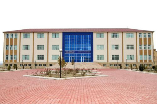 Naxçıvanda dərslər təxirə salındı 