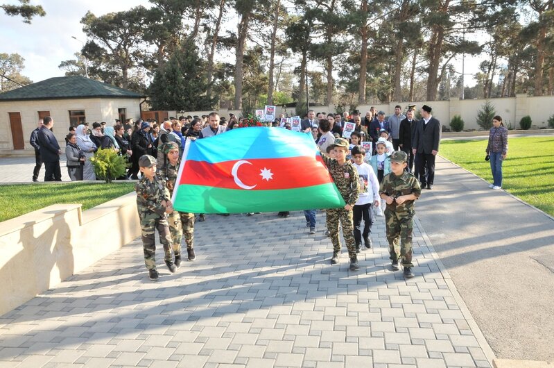 Abşeron rayonunda şəhidlərimizin anım günləri keçirilib - FOTOLAR